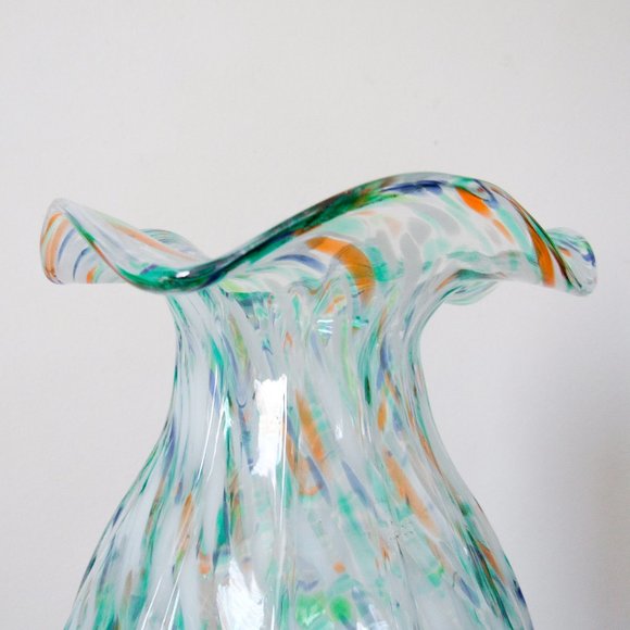 Artisan Glass Flower Vase Ruffle Rim Speckled Multicolor-Medium Bloom Vase - Picture 7 of 11